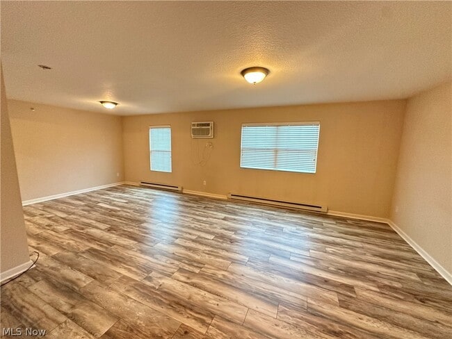 Building Photo - 3649 Indian Run Dr