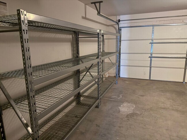 Building Photo - 2712 E Denim Trail