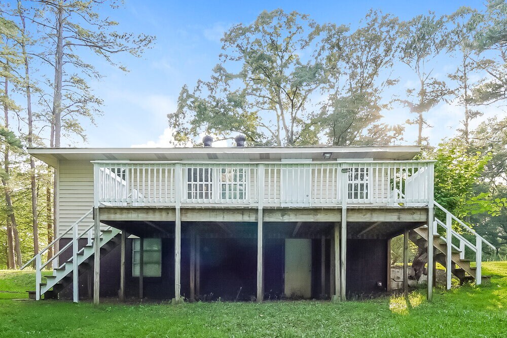 Building Photo - 1116 Hayes Rd