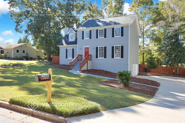 Building Photo - 6186 Pinewood Dr SE