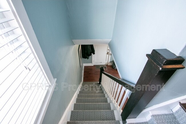 Building Photo - House for rent Swisshelm Park
