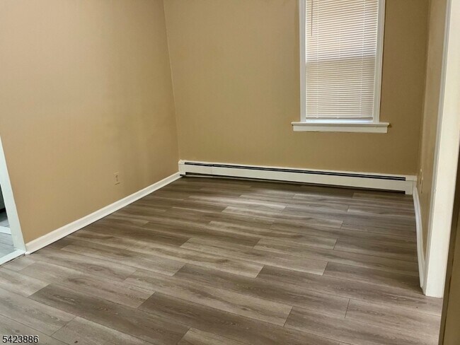 Building Photo - 279 Belmont Ave