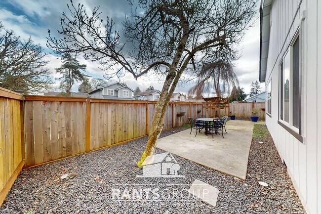 Building Photo - Move in Ready! Renovated 2-bed, 2-bath Rambler in Lacey!
