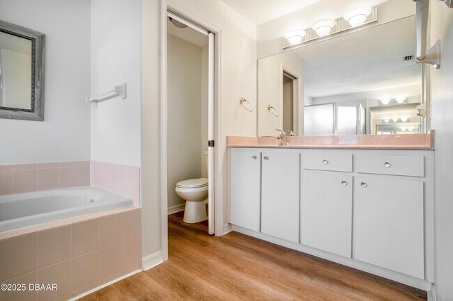 Building Photo - 6115 Sabal Point Cir