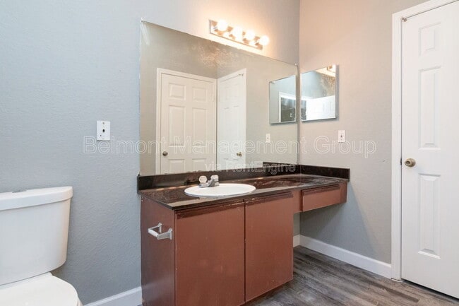 Building Photo - 2668 Robert Trent Jones Dr