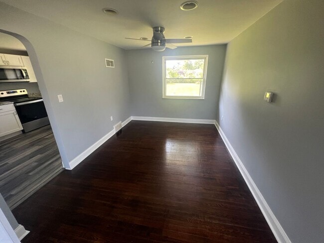 Building Photo - 1179 Linda Ln