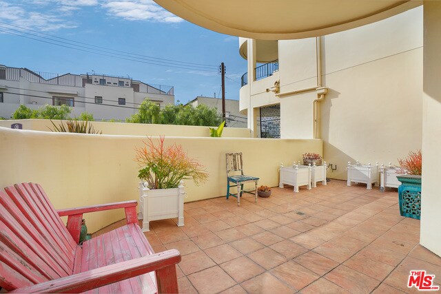 Building Photo - 245 Main St