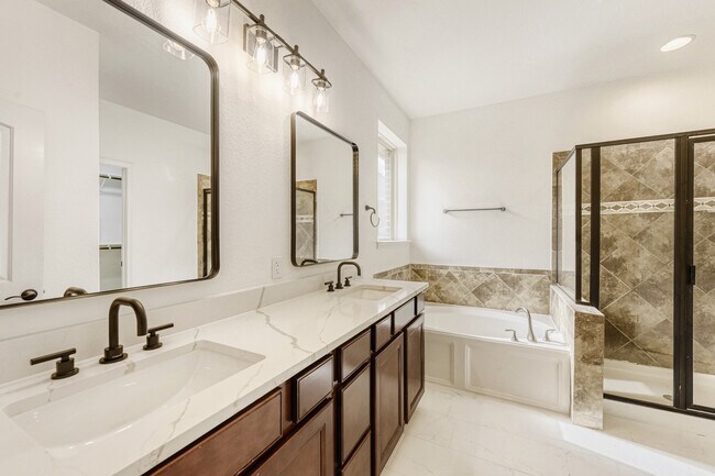 Building Photo - 5013 Pyrenees Pass