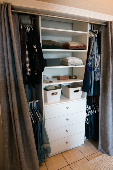 Closet - 921 E 13th Ave, 5A