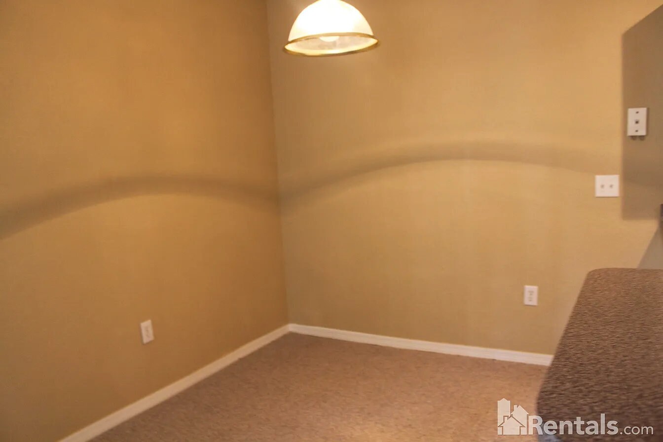 Building Photo - 841 Grand Regency Pointe