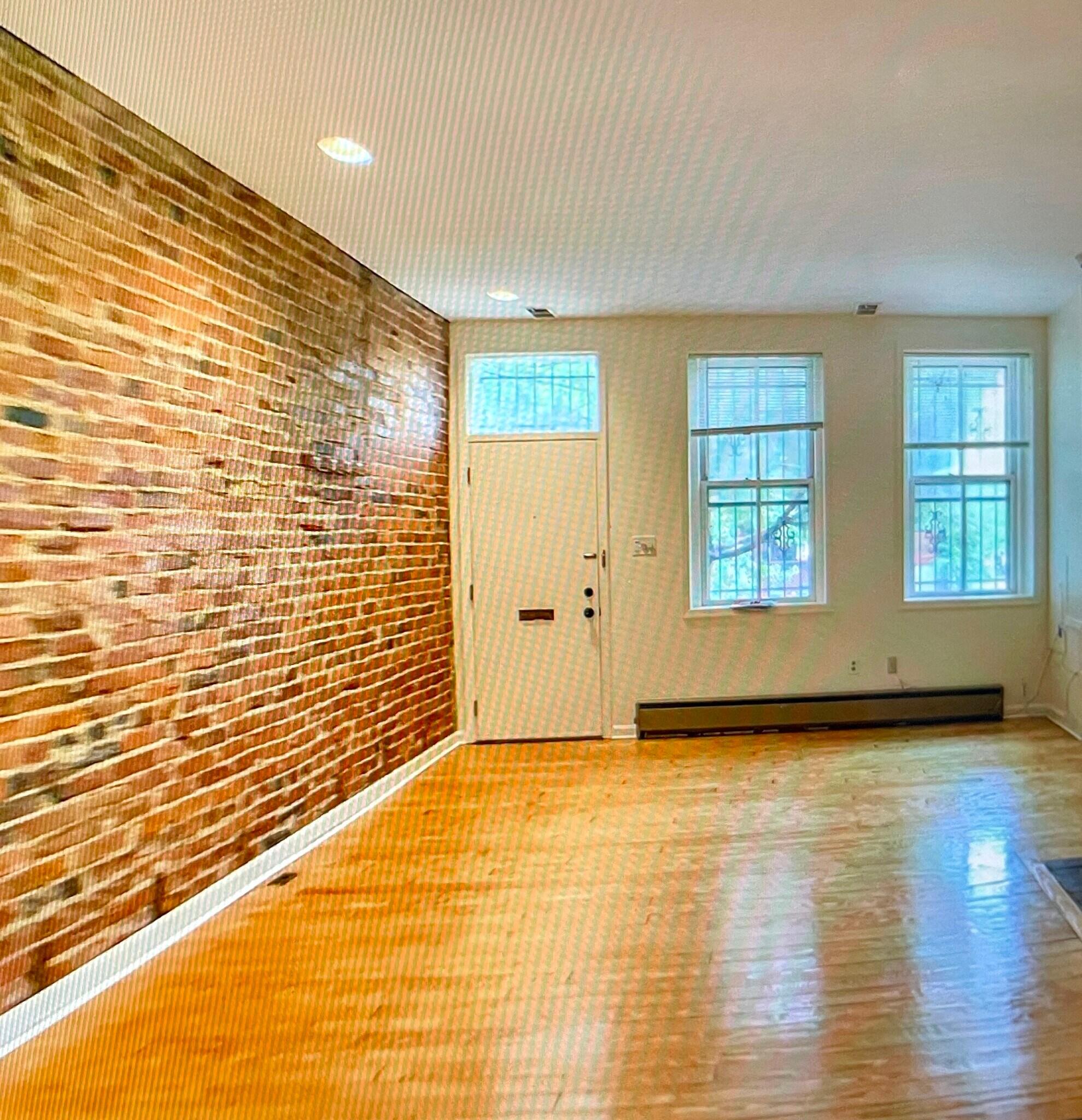 Building Photo - 1602 E St SE