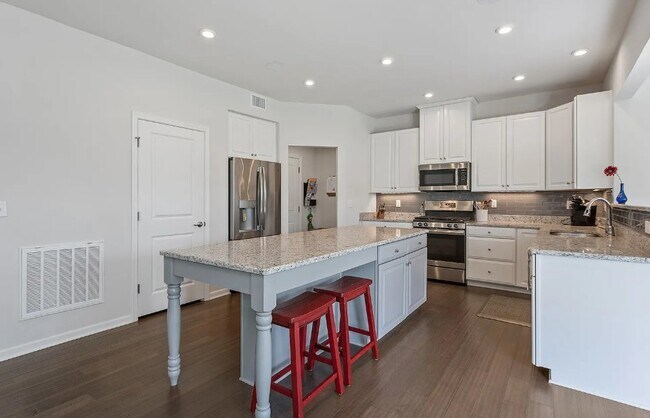 Building Photo - 1729 Eastwick Ln