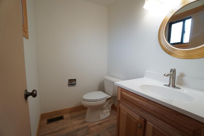 Building Photo - 11965 W Gunsmoke Dr