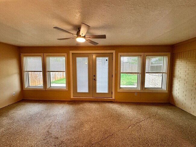 Building Photo - Remodeled Bathrooms