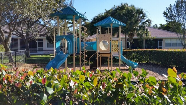 Building Photo - 350 E Coral Trace Cir