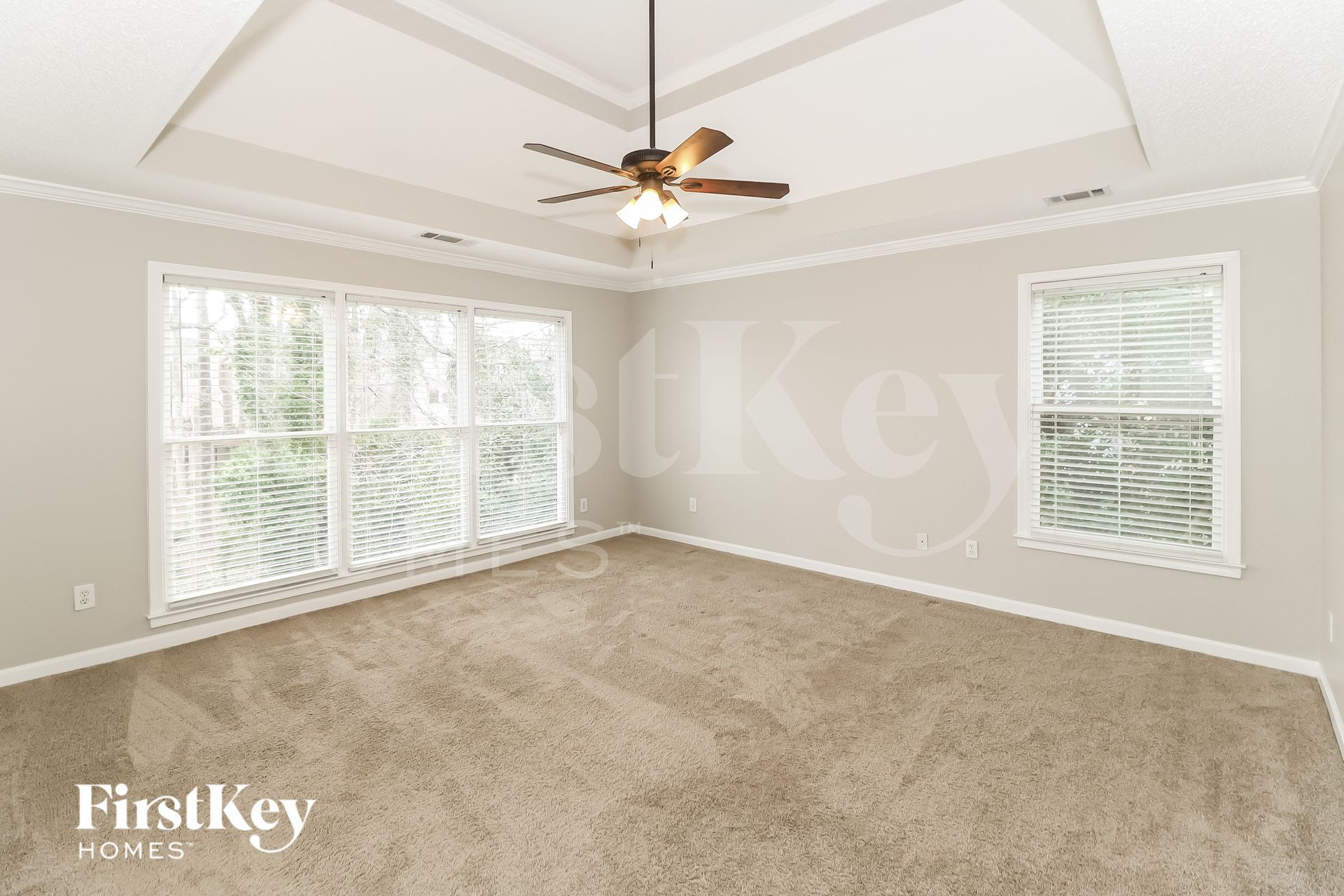 Building Photo - 752 Teal Ct