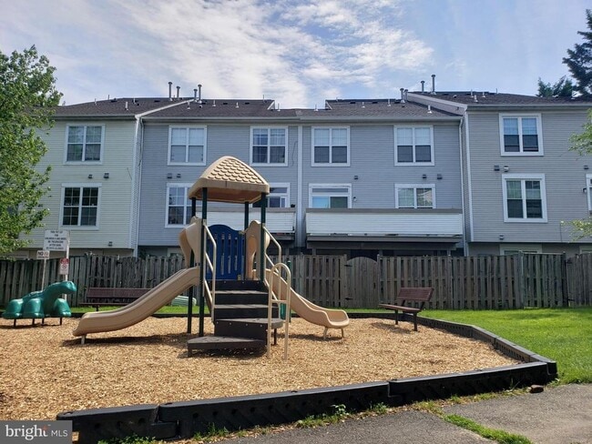 Building Photo - 18022 Royal Bonnet Cir