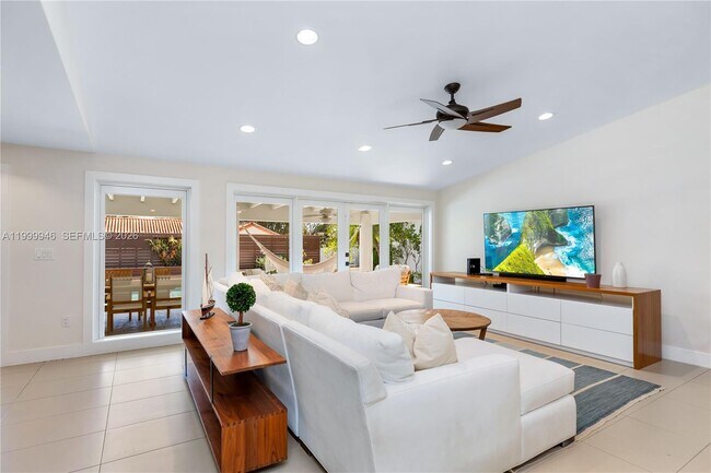 Building Photo - 13303 SW 58th Ave