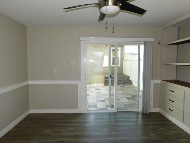 Building Photo - Charming 2 BD + Office, 1 BA Single Family Home, Eastside Costa Mesa