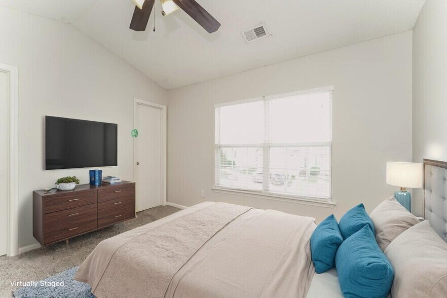 Building Photo - 10512 Katie Creek Ct