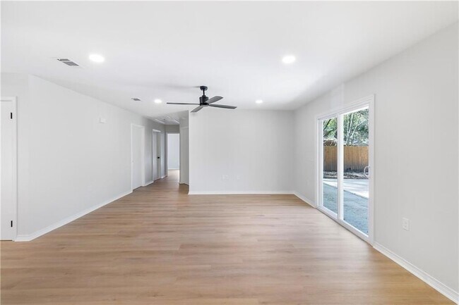 Building Photo - 3130 Louisiana Highway 59 None Unit