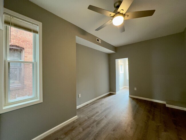 Building Photo - 3331 Beech Ave