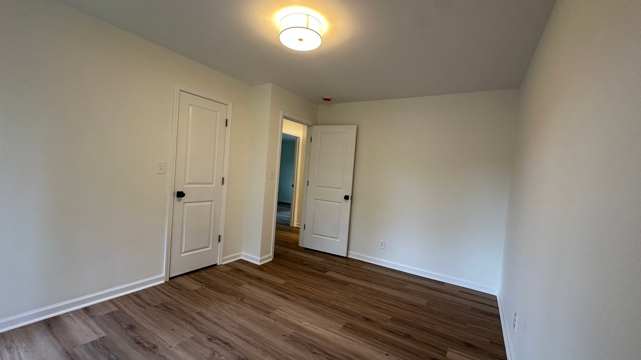 Building Photo - 6415 El Caudillo Ct
