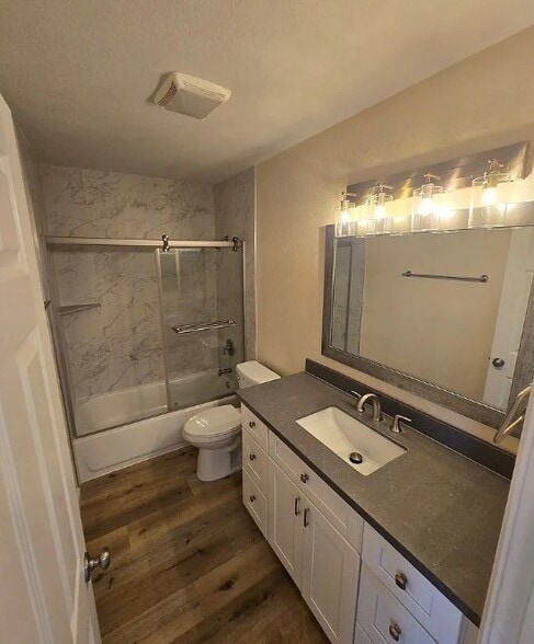 Building Photo - 22 Exeter