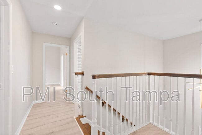 Building Photo - 3110 W Villa Rosa St