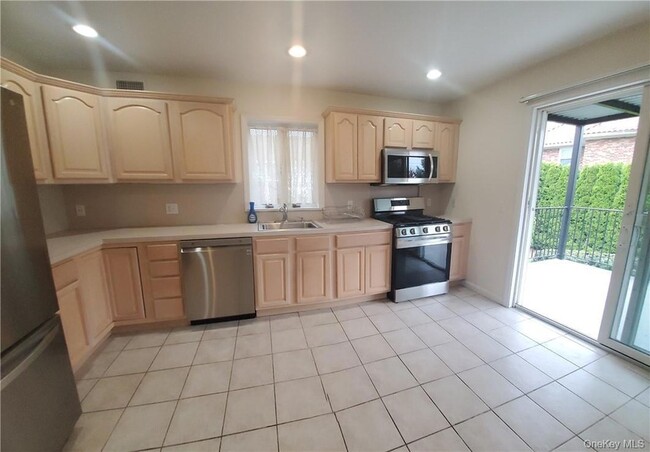 Building Photo - 315 Washington Ave