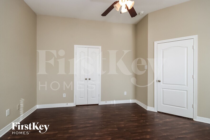Building Photo - 21630 Hansom Dr