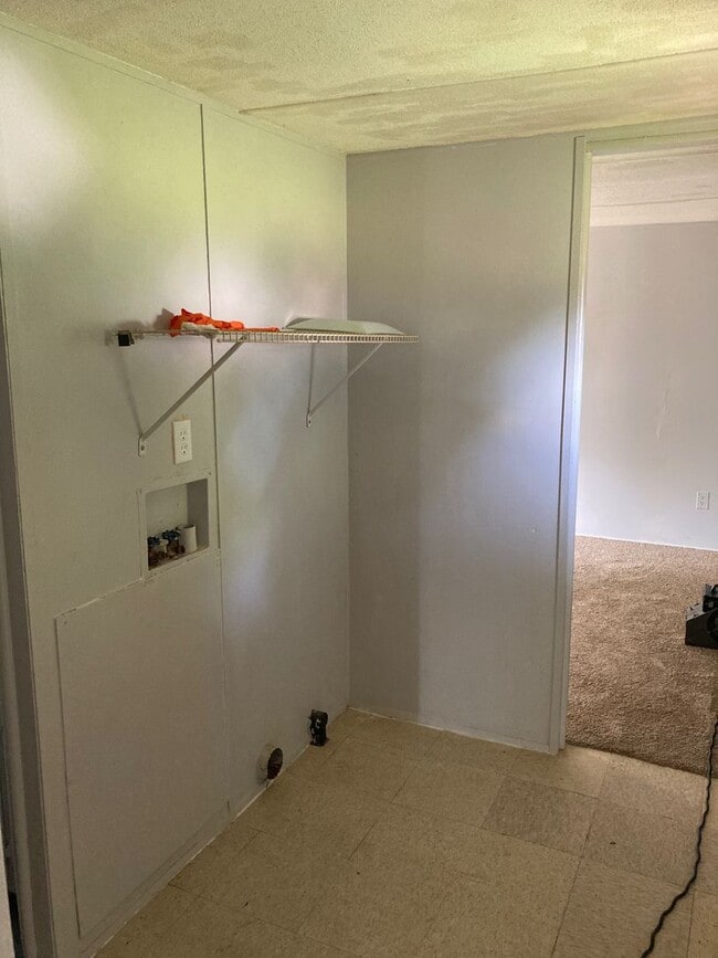 Building Photo - Awesome  Mobile Home in Gallaway, TN for R...