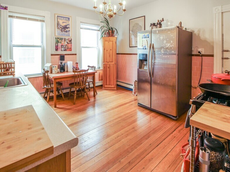 Building Photo - 52 Fayette St