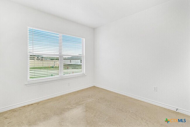 Building Photo - 1242 Lehmann Dr