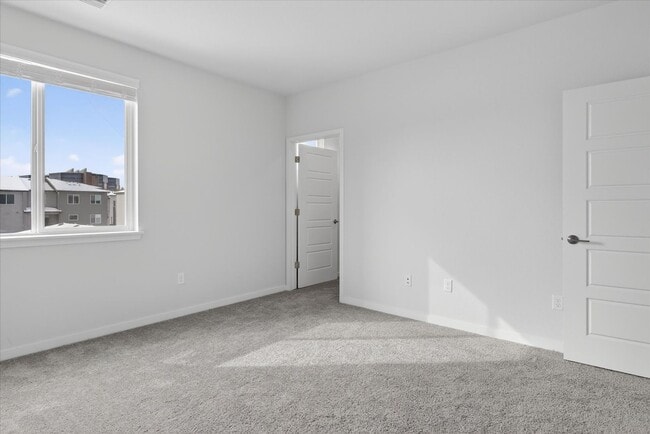 Building Photo - Brand New 2BR/2BA Luxury Townhouse at Grand Vue – Modern Living in Interlocken