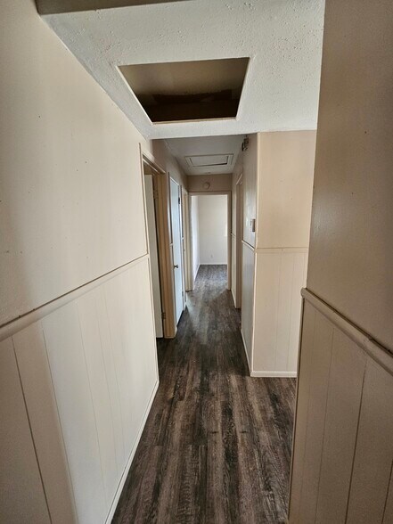 Hall - 1116 Elmore St