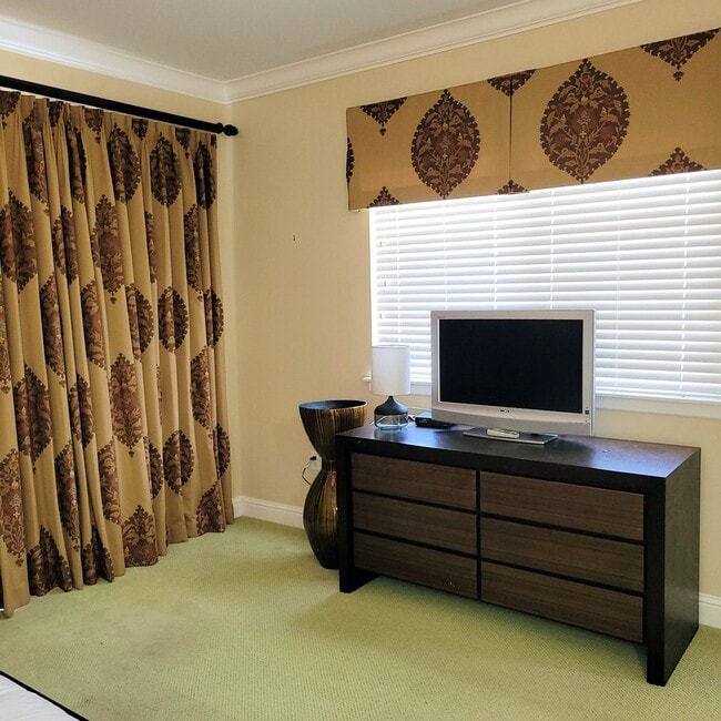 Building Photo - Luxury Living with Ocean Views in Wailea at Kai Malu