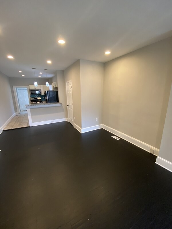 Building Photo - 4110 Harris Ave