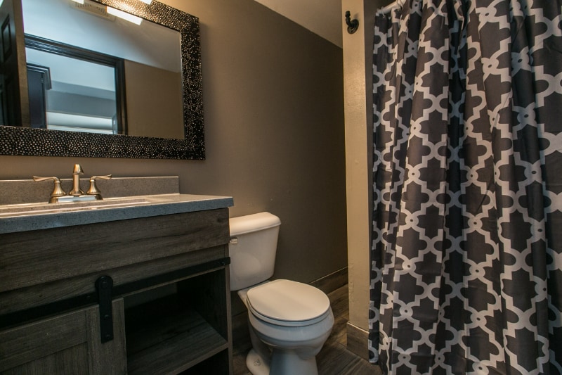 Building Photo - 567 Loras Blvd