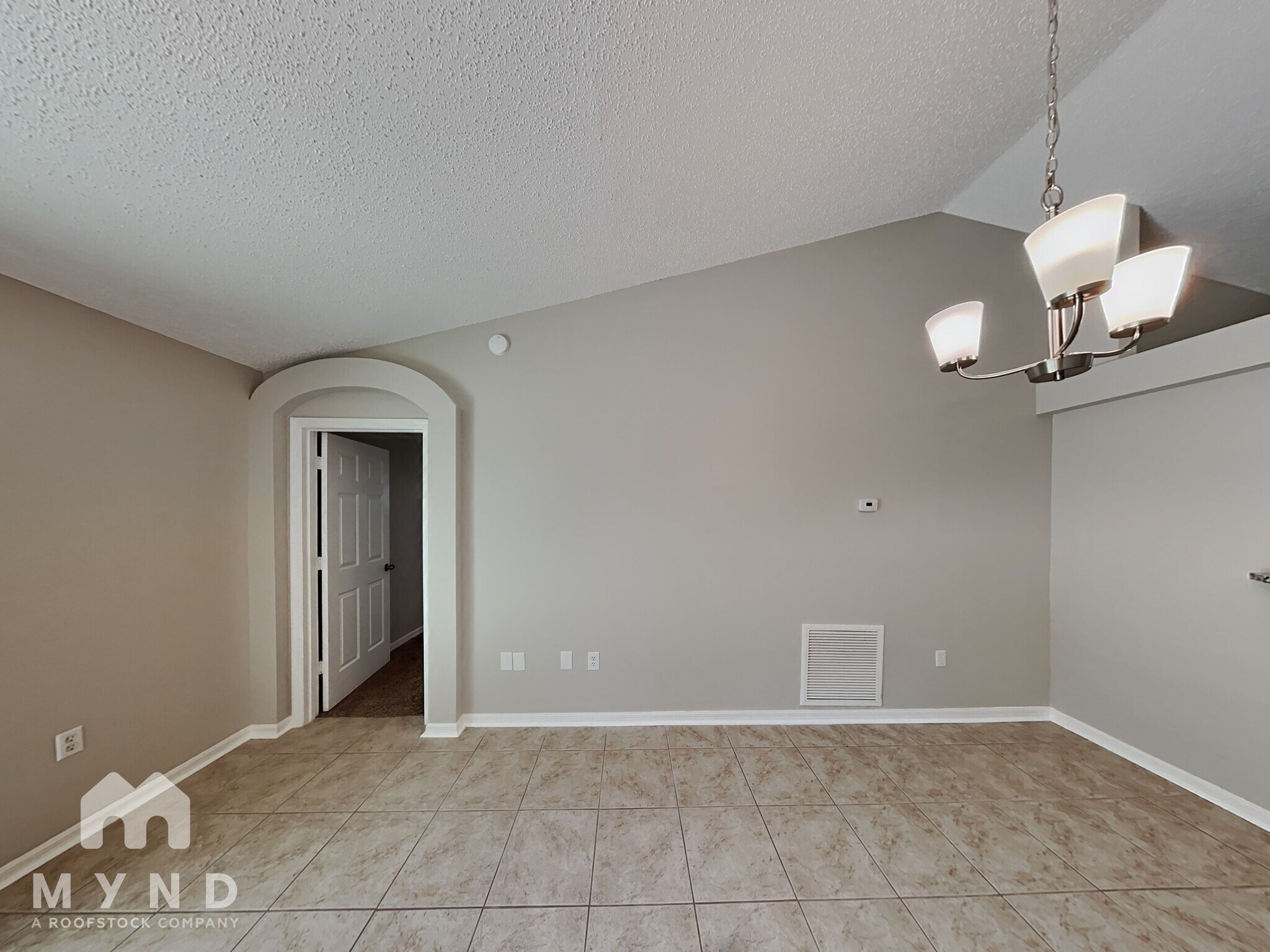 Building Photo - 1138 Kenworth Dr