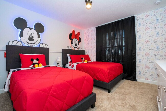 Building Photo - 3153 Pequod Pl