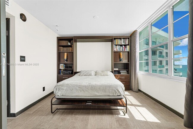 Building Photo - 5151 Collins Ave