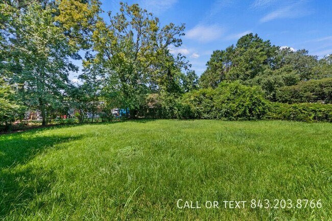Building Photo - 342 Water Oak Dr