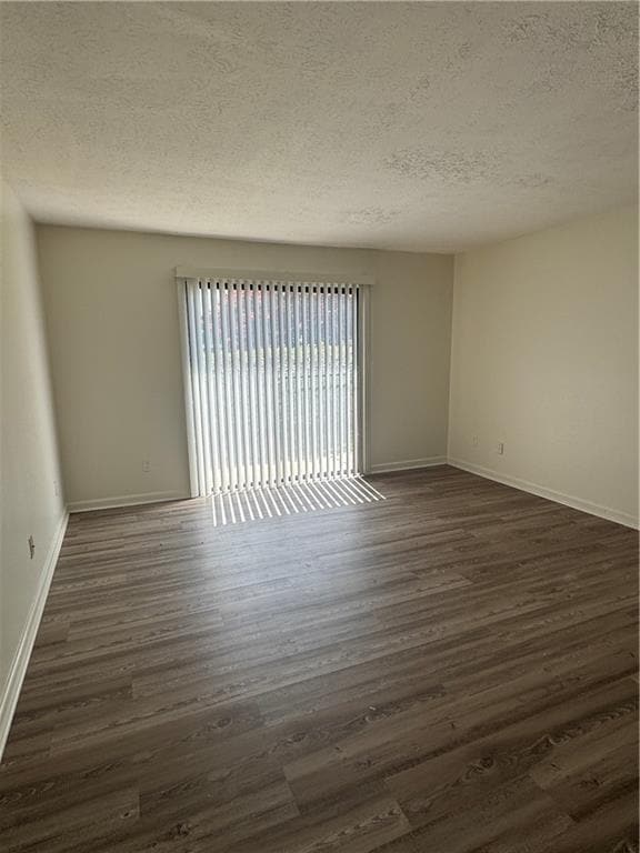 Building Photo - 728 Hanover Ln SE