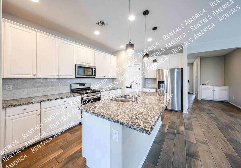 Building Photo - 5211 W Leodra Ln