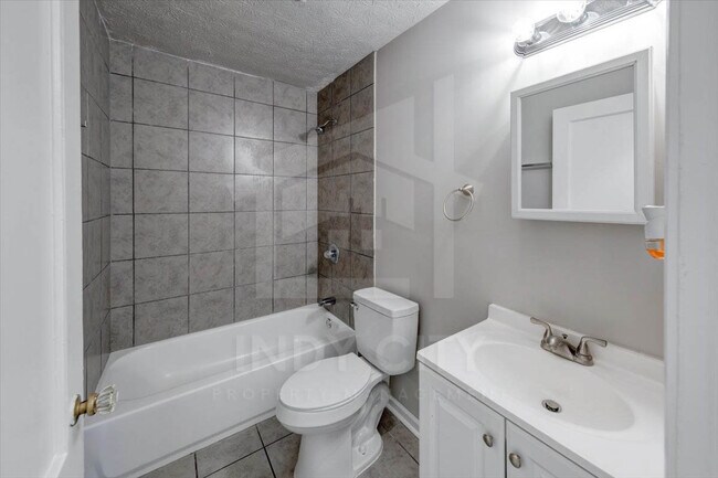 Building Photo - 3539 Prospect St