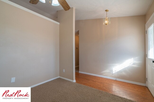 Building Photo - Pet Friendly - 4 Bed 2 Bath for rent in St. George