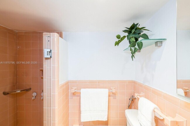 Building Photo - 1880 SW 15th St