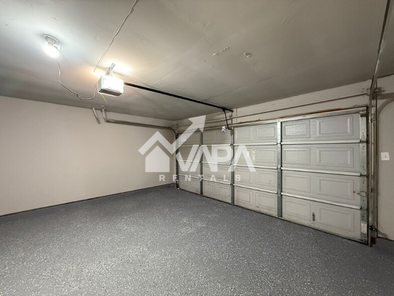 Building Photo - 4103 Sunrise Glade Dr