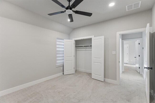 Building Photo - 1508 Cardinal Ln